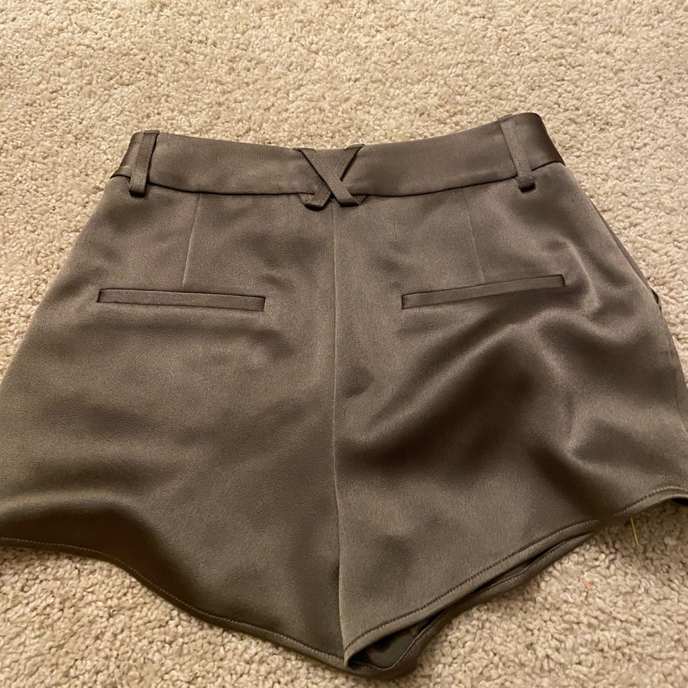 Alice + Olivia High Waist Brown Shorts - Picture 2 of 4